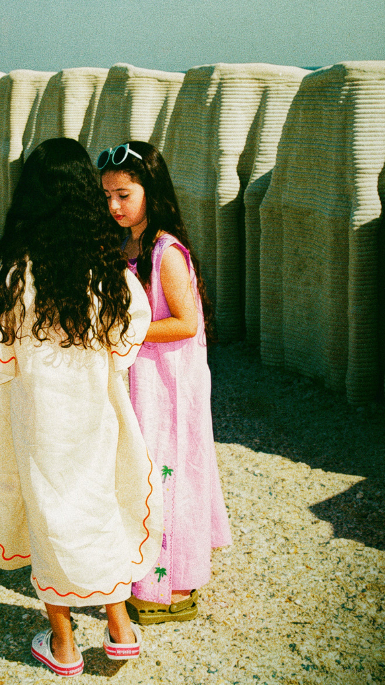 The Bahr Kaftan in Sand